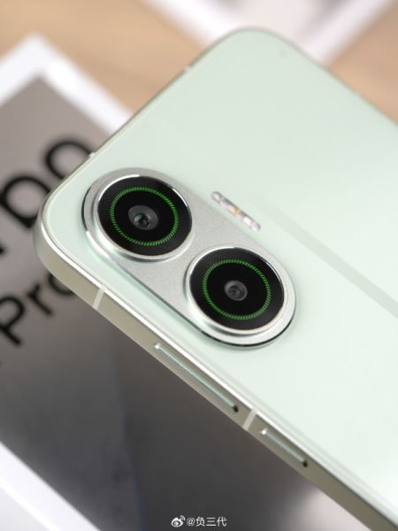 Redmi Turbo 4 Pro во всех цветах уже красуется на студийных фото