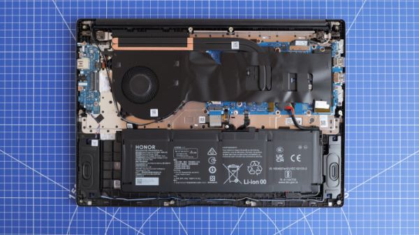 Обзор Honor MagicBook X16 Plus: плюсик к батарее или к карме?