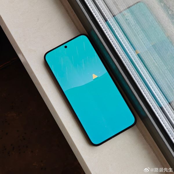 Redmi Turbo 4 Pro во всех цветах уже красуется на студийных фото