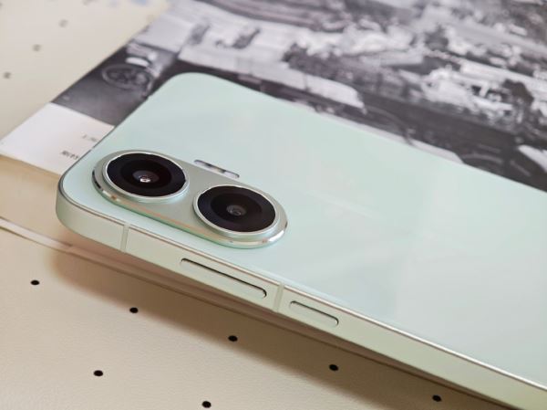 Redmi Turbo 4 Pro во всех цветах уже красуется на студийных фото