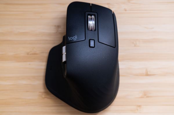 Продукция Logitech подорожала до 25%