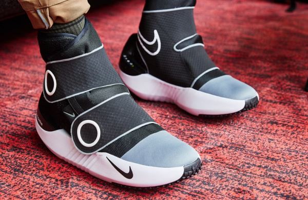 Nike и Hyperice выпустили технологичные кроссовки Hyperboot для разогрева перед тренировкой