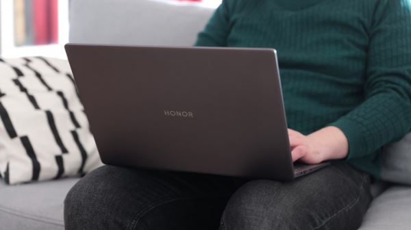 Обзор Honor MagicBook X16 Plus: плюсик к батарее или к карме?