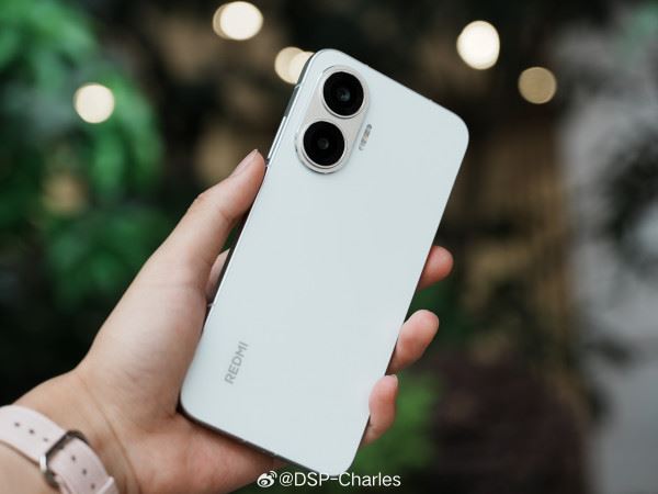Redmi Turbo 4 Pro во всех цветах уже красуется на студийных фото