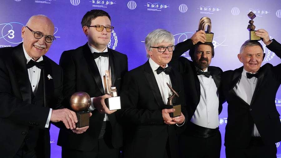 Лауреаты премии «Вызов» организовали тур по России для популяризации науки