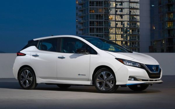 В PCAutomotive нашли в бортовой системе Nissan Leaf уязвимости для удалённого взлома и перехвата различных функций