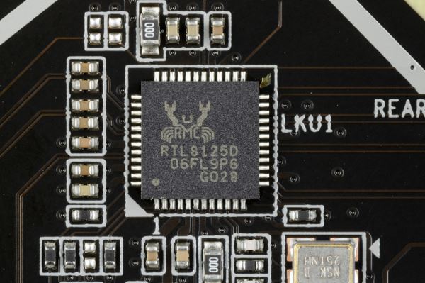Обзор материнской платы Gigabyte B850 Gaming X WiFi6E на чипсете AMD B850