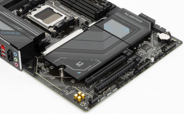 Обзор материнской платы Gigabyte B850 Gaming X WiFi6E на чипсете AMD B850