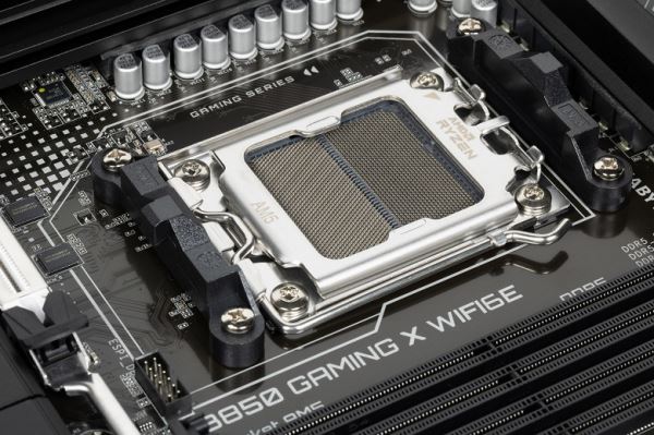 Обзор материнской платы Gigabyte B850 Gaming X WiFi6E на чипсете AMD B850