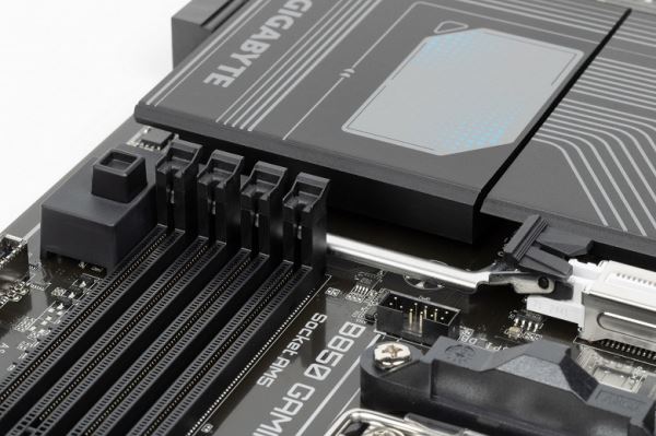 Обзор материнской платы Gigabyte B850 Gaming X WiFi6E на чипсете AMD B850