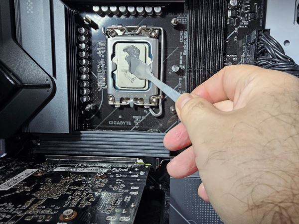 Обзор материнской платы Gigabyte B860 Eagle WiFi6E на чипсете Intel B860