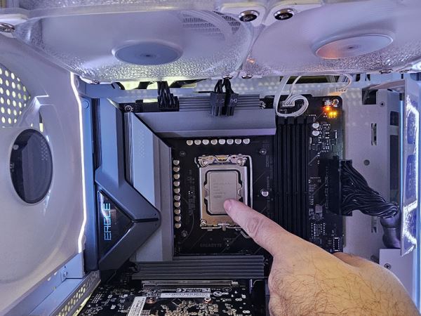 Обзор материнской платы Gigabyte B860 Eagle WiFi6E на чипсете Intel B860