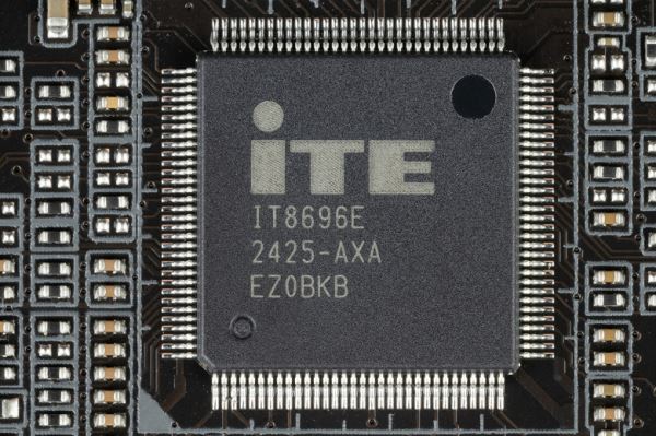 Обзор материнской платы Gigabyte B860 Eagle WiFi6E на чипсете Intel B860