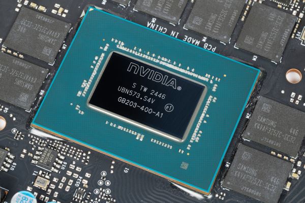 Обзор видеокарты MSI GeForce RTX 5080 Suprim SOC (16 ГБ)