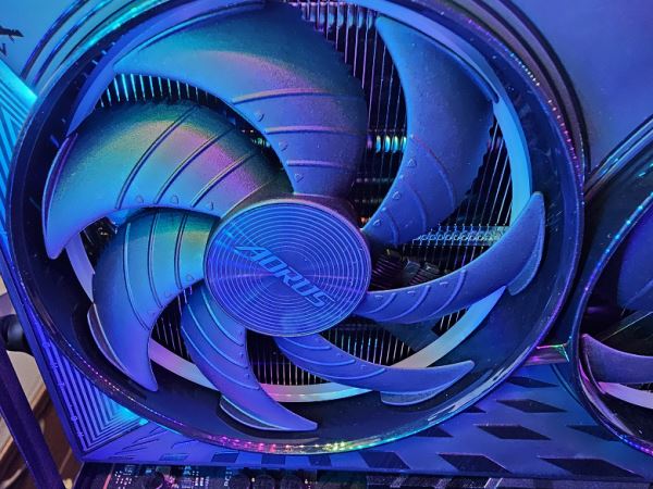 Обзор видеоускорителя AMD Radeon RX 9070 XT на основе карты Gigabyte Aorus Radeon RX 9070 XT Elite 16G (16 ГБ)