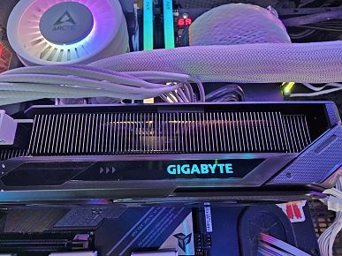 Обзор видеоускорителя Nvidia GeForce RTX 5060 Ti на основе карты Gigabyte GeForce RTX 5060 Ti Gaming OC 16G (16 ГБ)
