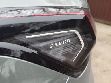 Рестайлинговый Zeekr 001: попытка &laquo;примерить&raquo; электромобиль на себя